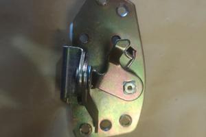 serratura porta ape tm 703 piaggio originale