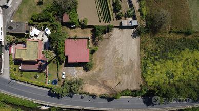 Villa singola con 2000 terreno qualiano via ripuar
