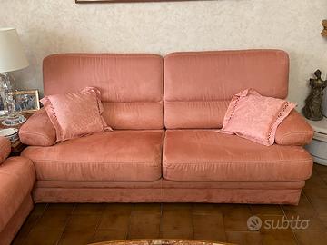 Divano Divani  & Divani 2 posti -perfetto stato 2M