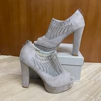 Tacchi alti da donna taglia 37