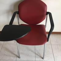 Sedia in metallo con sedile imbottito