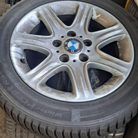 Gomme invernali e cerchi da 16 per BMW