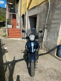 Beverly s blu 350 