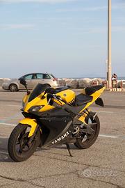 Yamaha yzf r125