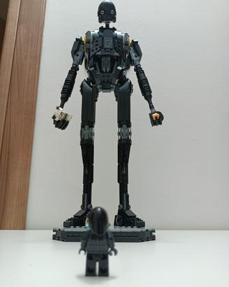 LEGO già montato droide Star wars K-2SO