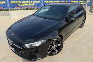 MERCEDES-BENZ A 180 d SPORT NIGHT EDITION UFF ME