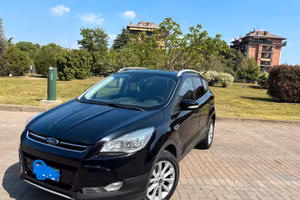 Ford Kuga allestimento titanio 2000 turbo diesel