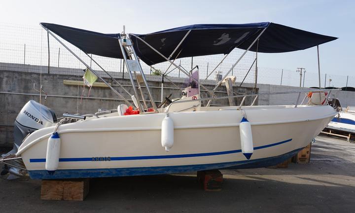 Natante ARKOS con motore Honda 40 cv