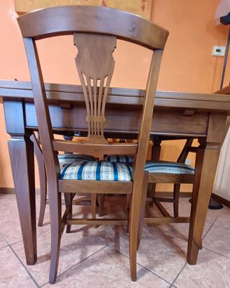 Tavolo e sedie