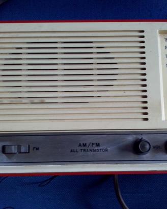 RADIO ANTICA VINTAGE CGE ALL TRANSISTOR