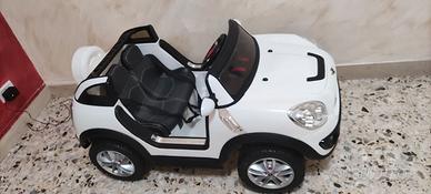 Macchina elettrica mini Cooper Countryman