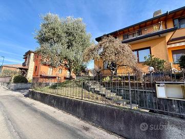 PORZIONE DI BIFAMILIARE A SCANZOROSCIATE