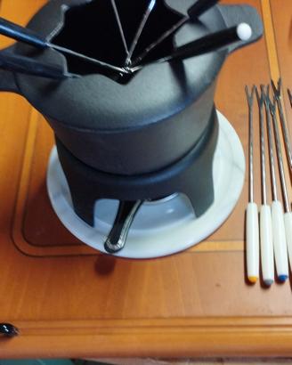 SET FONDUTA IN GHISA