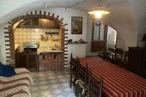 Rustico / Casale di 110 m² con 5 locali e box auto