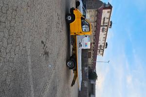 Carro attrezzi restaurato completamente. Patente B