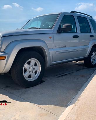 Jeep Cherokee 2.8 CRD LIMITED/SPORT