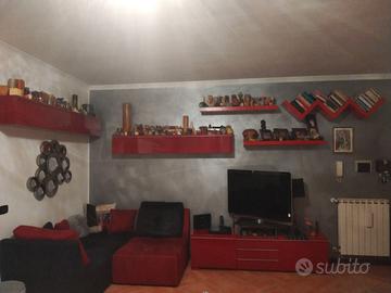 Mobili soggiorno rossi laccati