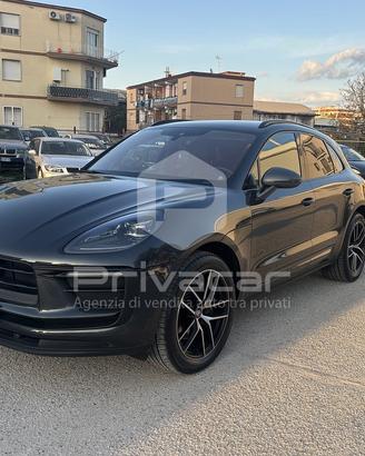 PORSCHE Macan 2.0 T