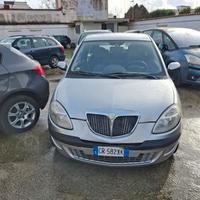 lancia y 1.2 benzina