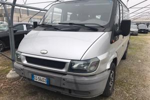 Ford transit 9 posti