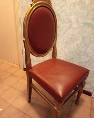 Poltrona vintage, in pelle colore oro. €60