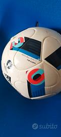 pallone da calcio Adidas