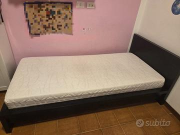 Letto singolo e materasso