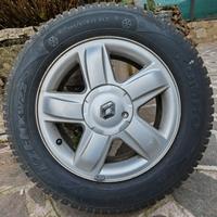 GOMME INVERNALI COMPLETE DI CERCHI