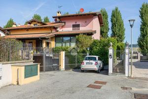 PORZIONE DI BIFAMILIARE A STAZZANO