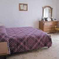 camera da letto con armadio a 6 ante,comodini
