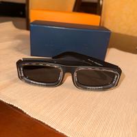 occhiali da sole neri