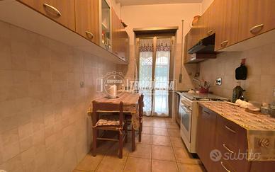 BILOCALE CON GIARDINO