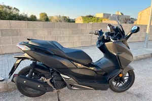 scooter Honda Forza 125 