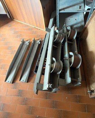Sbobinatore cavi elettrici