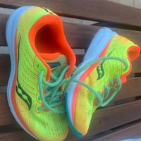 Saucony running 37