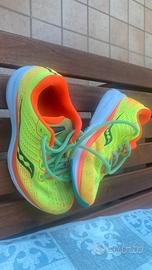 Saucony running 37
