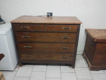 Cassettiera con piano in marmo 