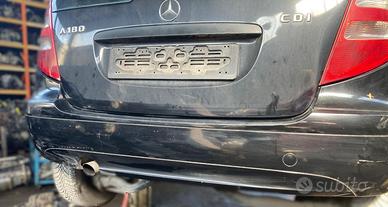 PARAURTI POSTERIORE COMPLETO MERCEDES Classe A W16