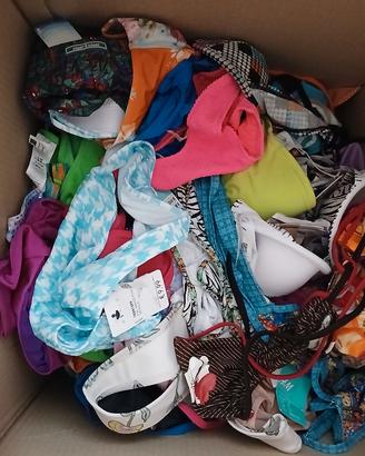 Stock lotto 180 costumi da bagno mare uomo donna 