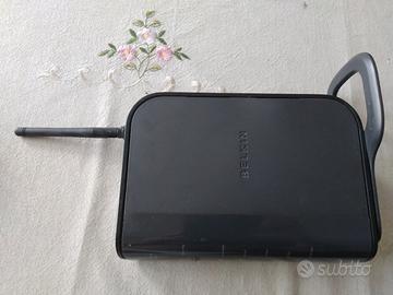Modem Router Belkin modello f6d4630-4 v1