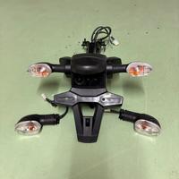 portatarga e frecce originali yamaha mt09