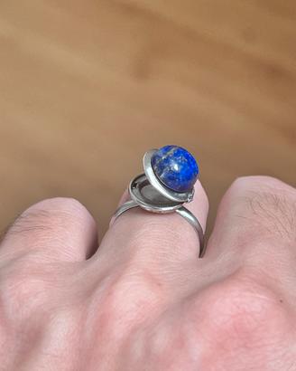 Anello con pietra lapislazzuli naturale