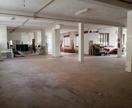 Locale magazzino con uffici centro Acqui Terme