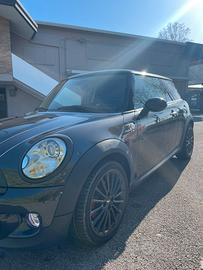 MINI Cooper SD 143 CV