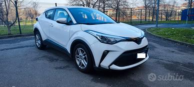 Toyota CHR HYBRID 1.8