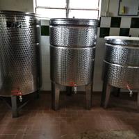 Contenitori INOX per vino e olio