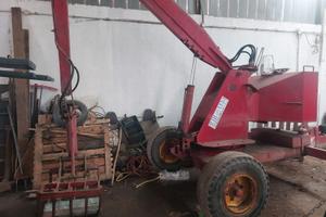 Forca ragno carica letame