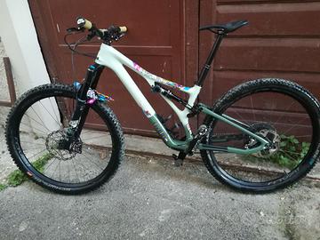 Specialized strumpgiumpet