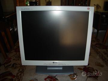 Monitor lcd 17 pollici Flatron