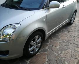 SUZUKI Swift - 2009